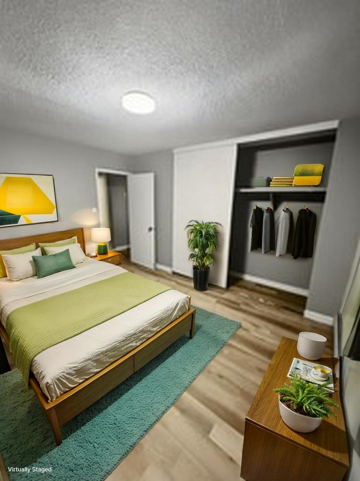 NAITside Court I Apartments - Photo 4 of 26