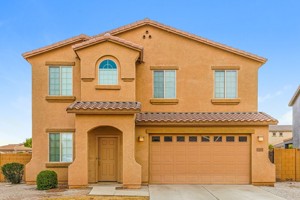 featured image of 7125 S 68th Gln
