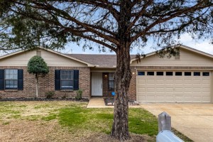 featured image of 6597 Jennifer Dr