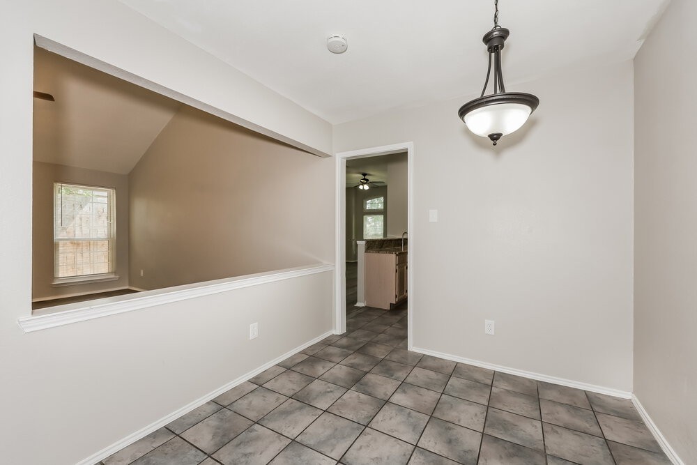 2908 Forest Creek Dr - Photo 6 of 16