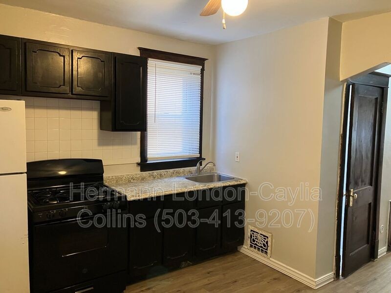 3753 Dunnica Ave #3753-1F - Photo 7 of 10
