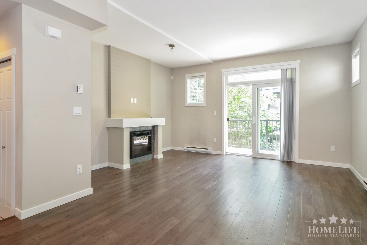 6123 138 St - Photo 2 of 24