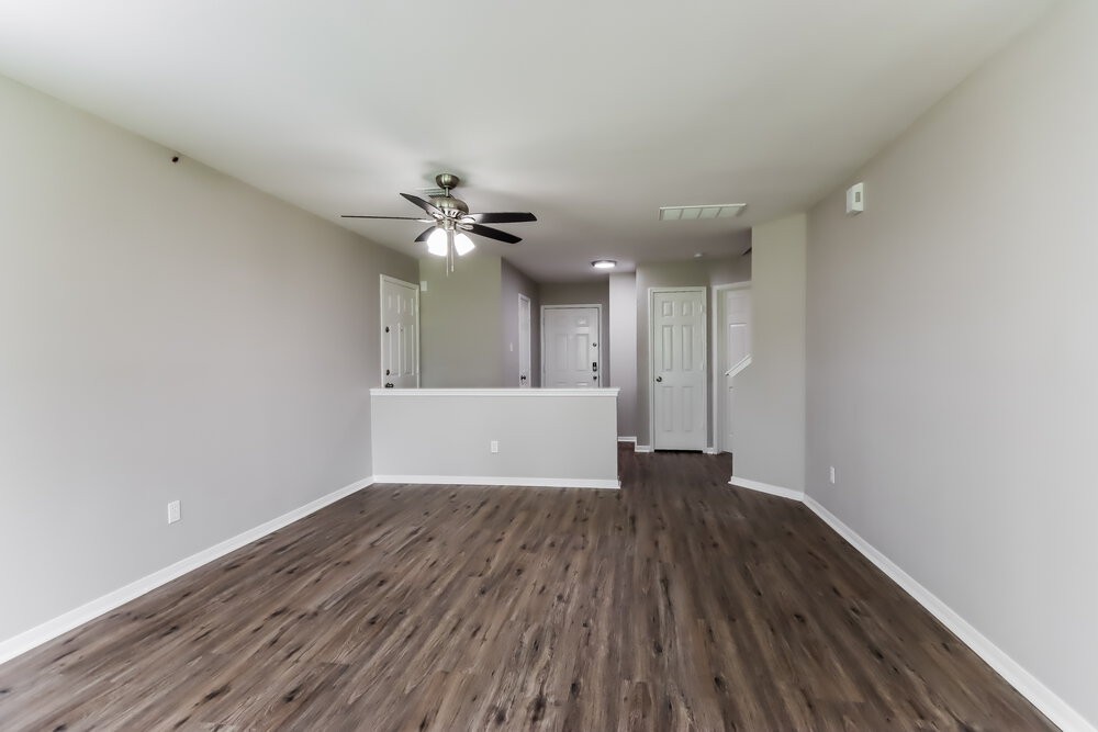 619 Sea Anchor Way - Photo 5 of 17