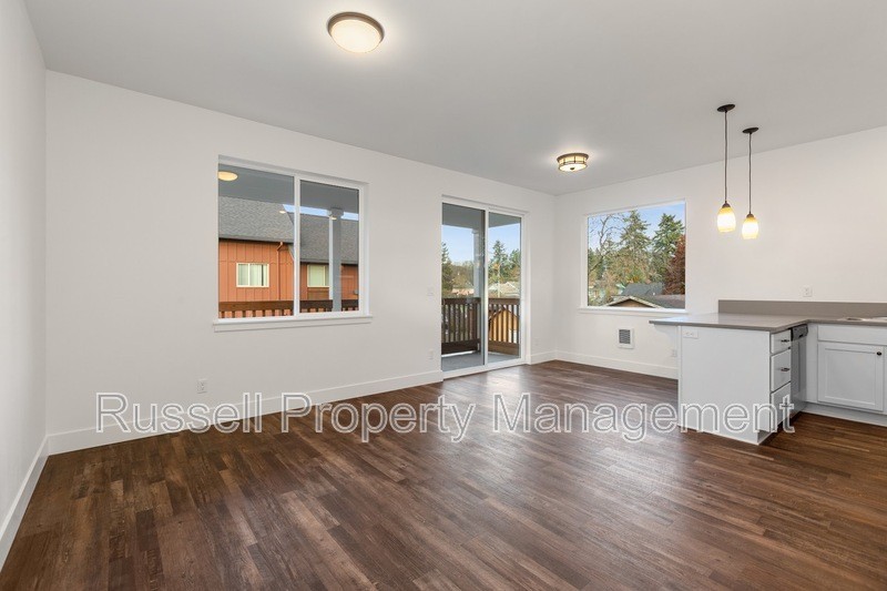 8589 Se Insley St #8589 - Photo 5 of 10