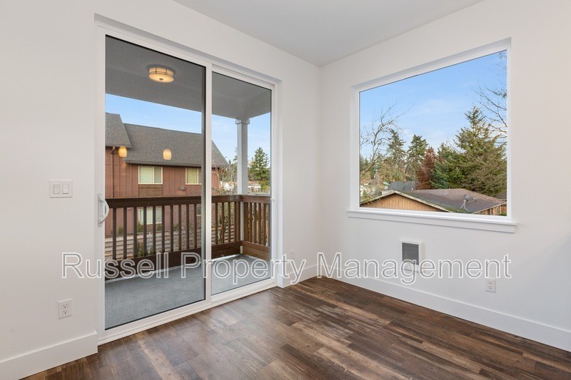 8589 Se Insley St #8589 - Photo 6 of 10