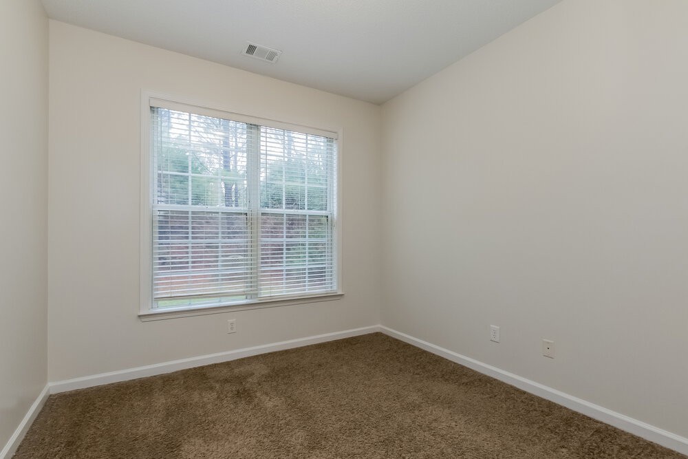 4210 Glenaire Way Nw - Photo 4 of 17