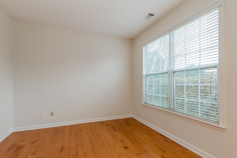 4210 Glenaire Way Nw - Photo 6 of 17