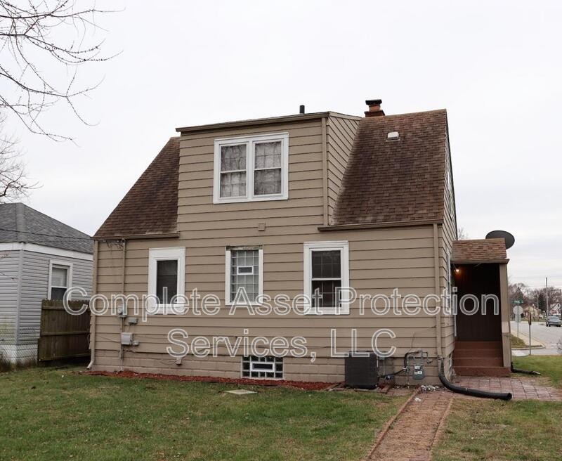 3103 Crane Pl - Photo 3 of 11