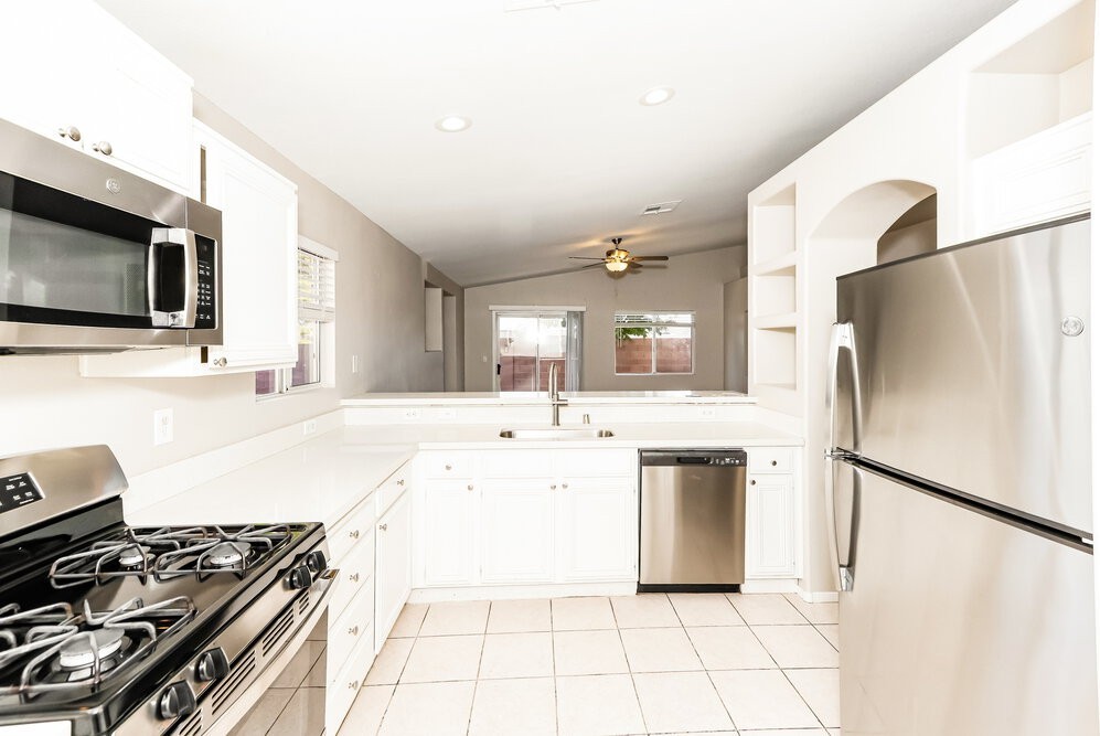 306 Island Reef Ave - Photo 3 of 15