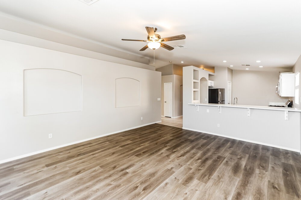 306 Island Reef Ave - Photo 4 of 15