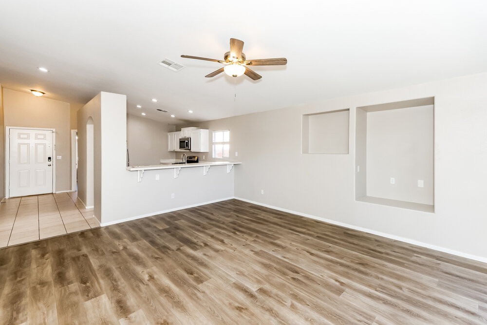 306 Island Reef Ave - Photo 6 of 15