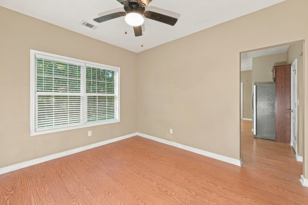 6593 Grand Hickory Dr - Photo 6 of 17