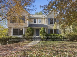featured image of 948 Northridge Dr