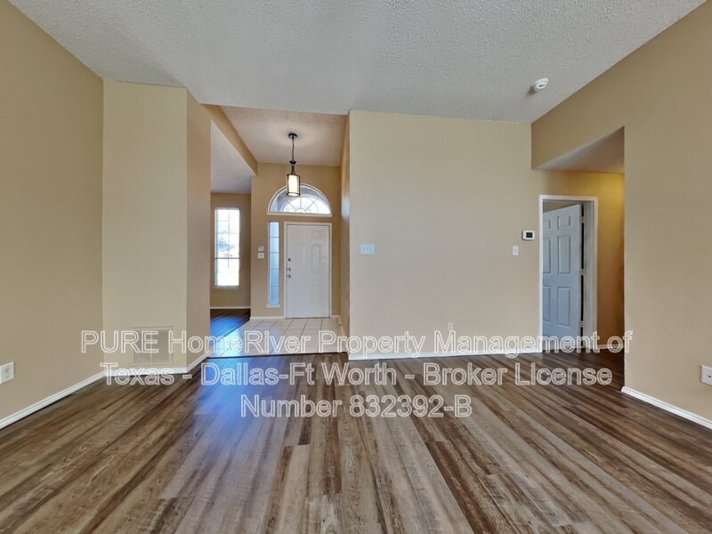 10205 Max Ln - Photo 5 of 32