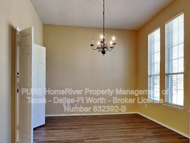 10205 Max Ln - Photo 6 of 32