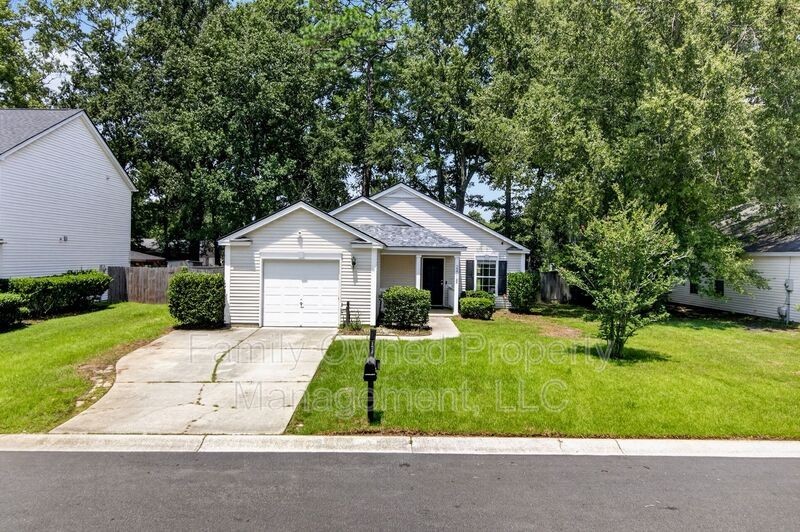 2412 Stingray Blvd - Photo 2 of 38