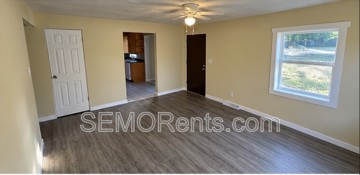 featured image of 1736 Oakley Dr