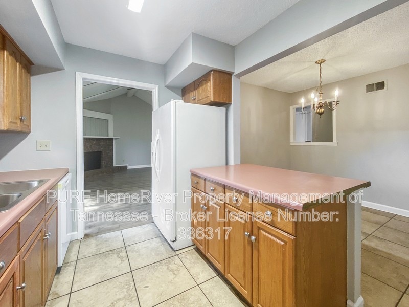 6817 Smokey Ln - Photo 6 of 18