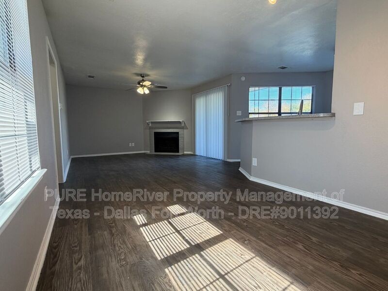 806 806/104 Castleglen Drive - Photo 6 of 28