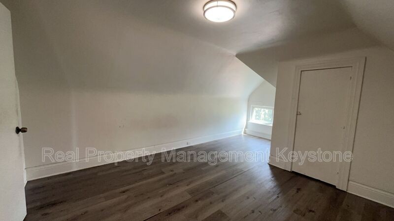 1834 Flagler St #3 - Photo 6 of 13