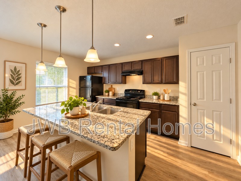 8715 Samona Dr W - Photo 3 of 12