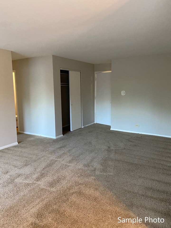 Carriage House Apartments LLC - Photo 2 of 50