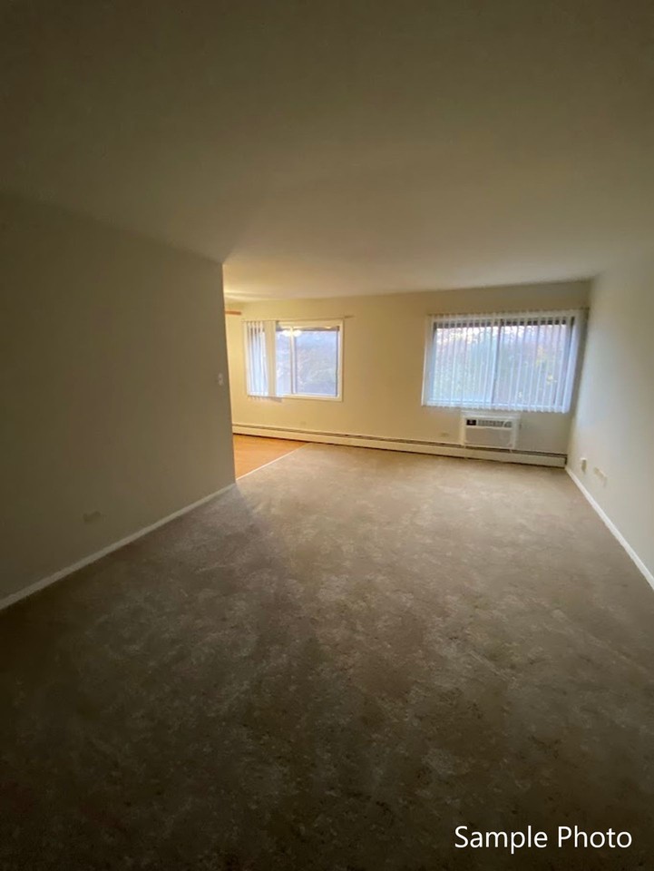 Carriage House Apartments LLC - Photo 5 of 50