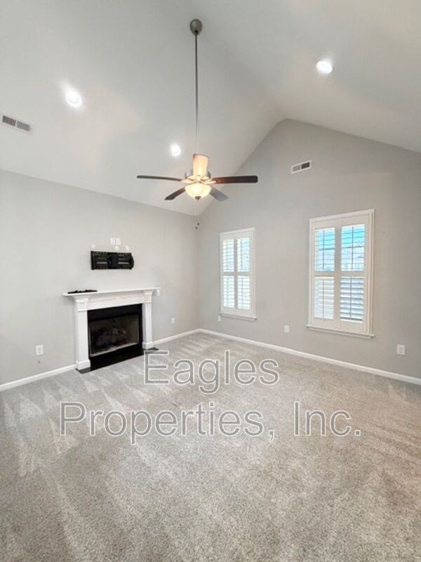 309 Phillips Ridge Ln - Photo 3 of 13