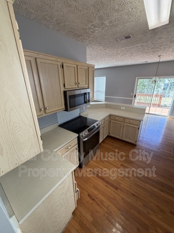 2417 Evanfield Ct - Photo 7 of 22