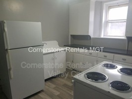 featured image of 207 3rd Ave Se