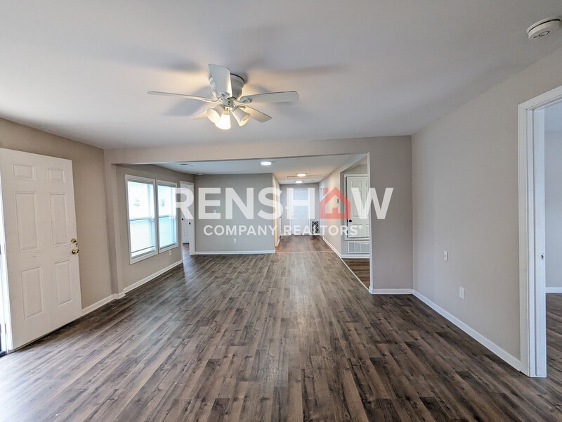 3573 Stuart Rd - Photo 2 of 20
