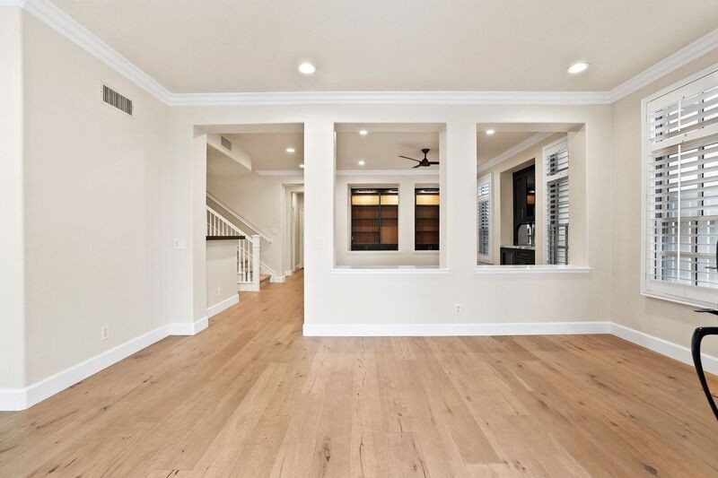 2709 Bungalow Pl - Photo 2 of 50