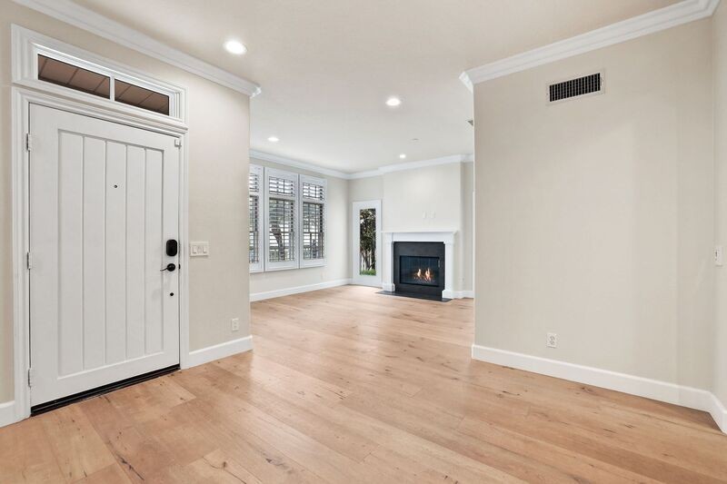 2709 Bungalow Pl - Photo 4 of 50