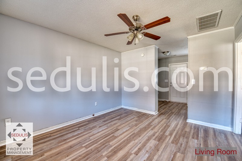 8838 Deerwood Dr - Photo 7 of 25