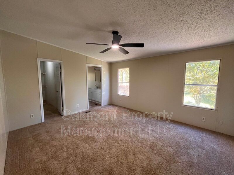 2292 Raynor Mclamb Rd - Photo 6 of 14