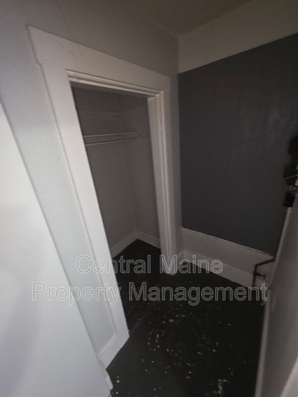 131 Bartlett St - Photo 6 of 7