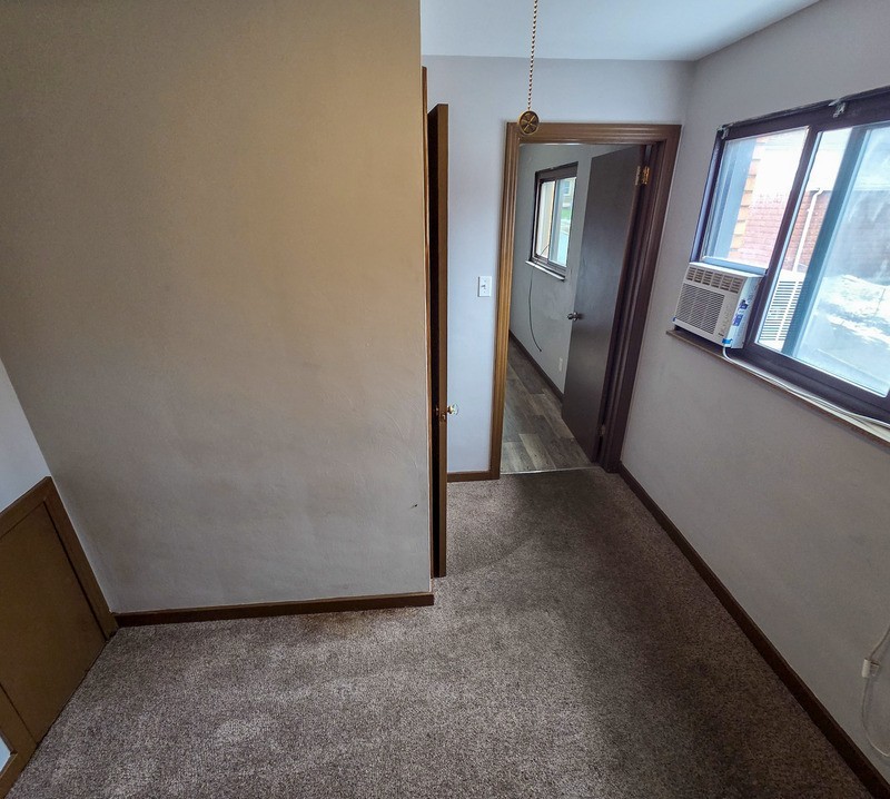 641 Broadway Ave - Photo 7 of 14