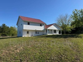 featured image of 1885 Everett Rd