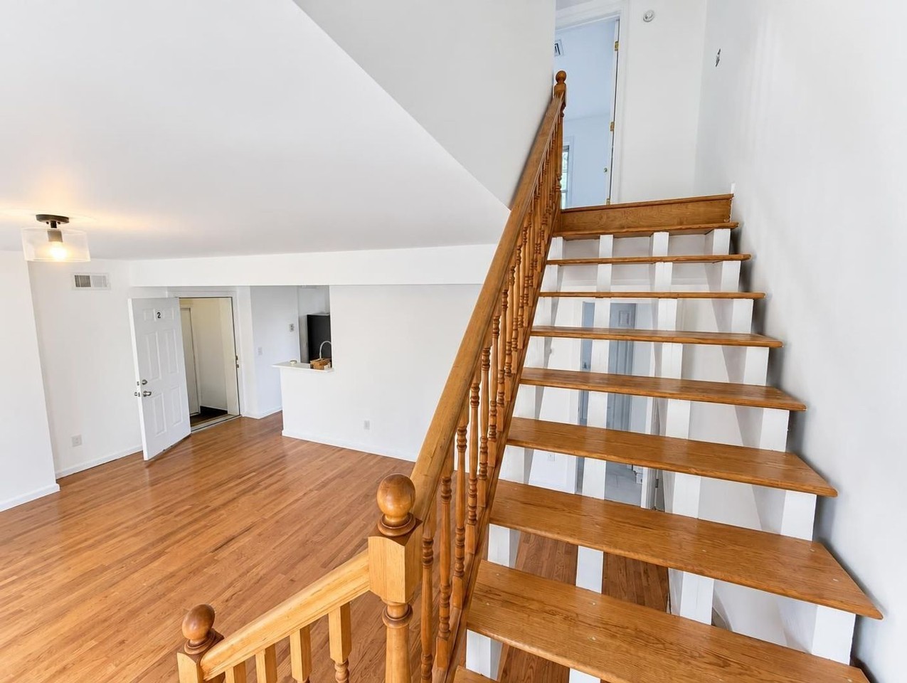 45-49 8th Street - Photo 5 of 22