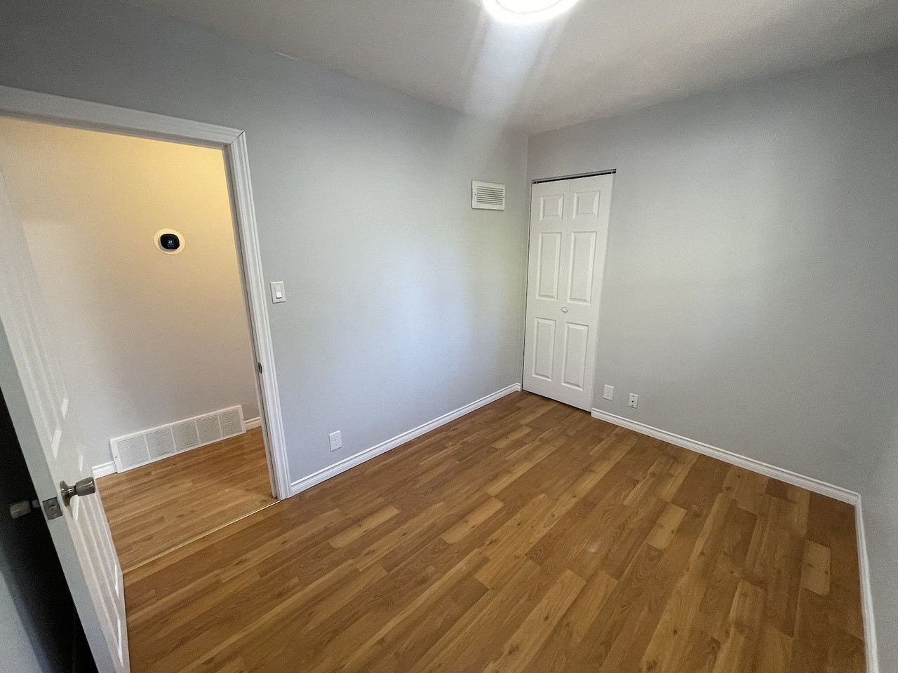 10603 153 St Nw - Photo 2 of 29