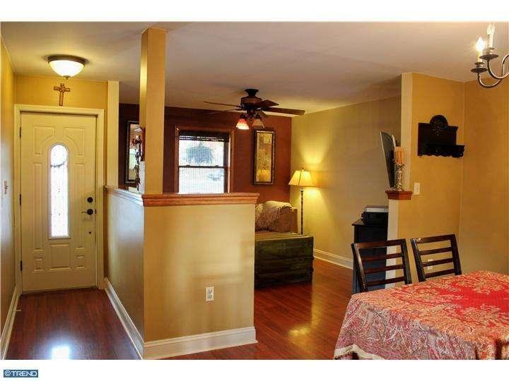 510 Railroad St - Photo 2 of 20