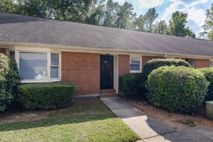 featured image of 210 Eaglewood Ct #1