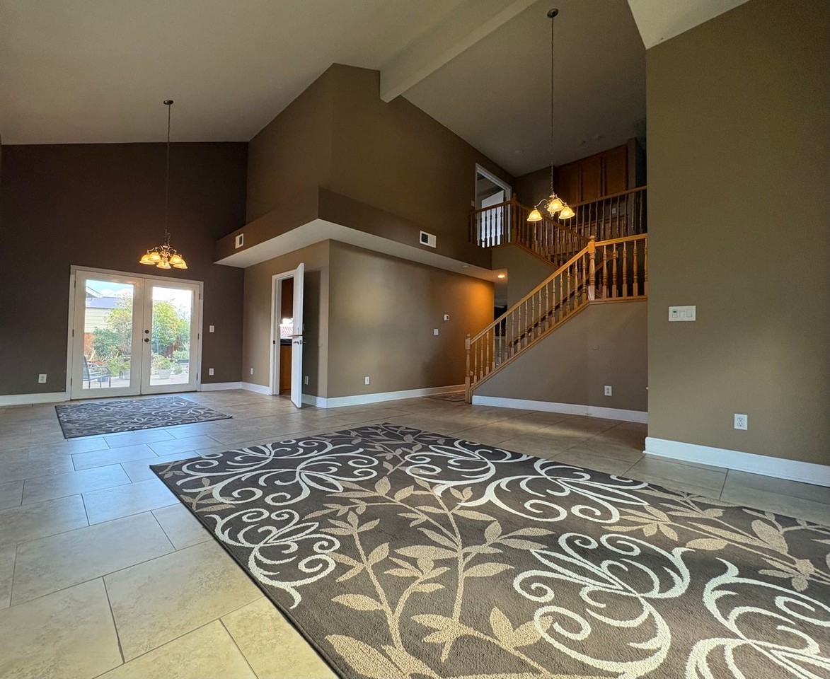 4208 Northwood Ct - Photo 2 of 13