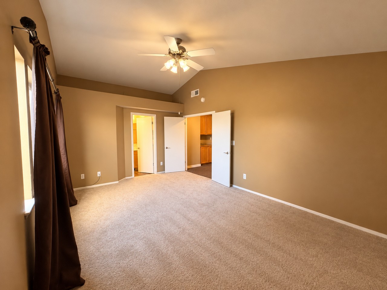 4208 Northwood Ct - Photo 7 of 13