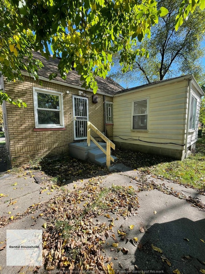 17851 Wexford St - Photo 3 of 29