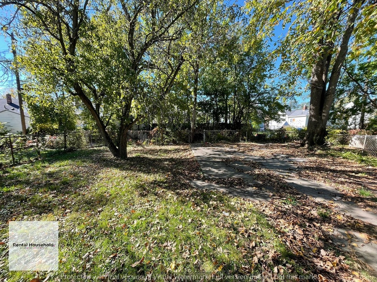 17851 Wexford St - Photo 6 of 29