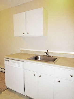 1229 Sw Grover St #108 - Photo 4 of 12