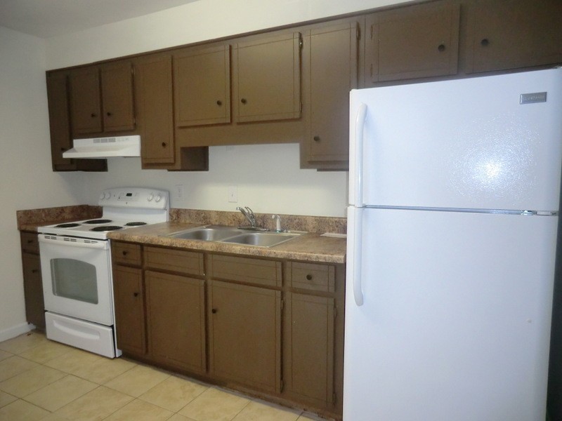 1840 Hicks St - Photo 6 of 11