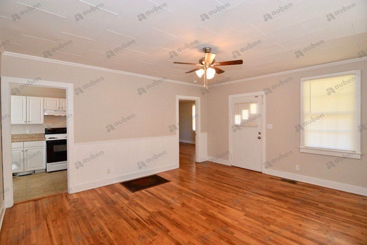 512 Beaufort Dr - Photo 6 of 17
