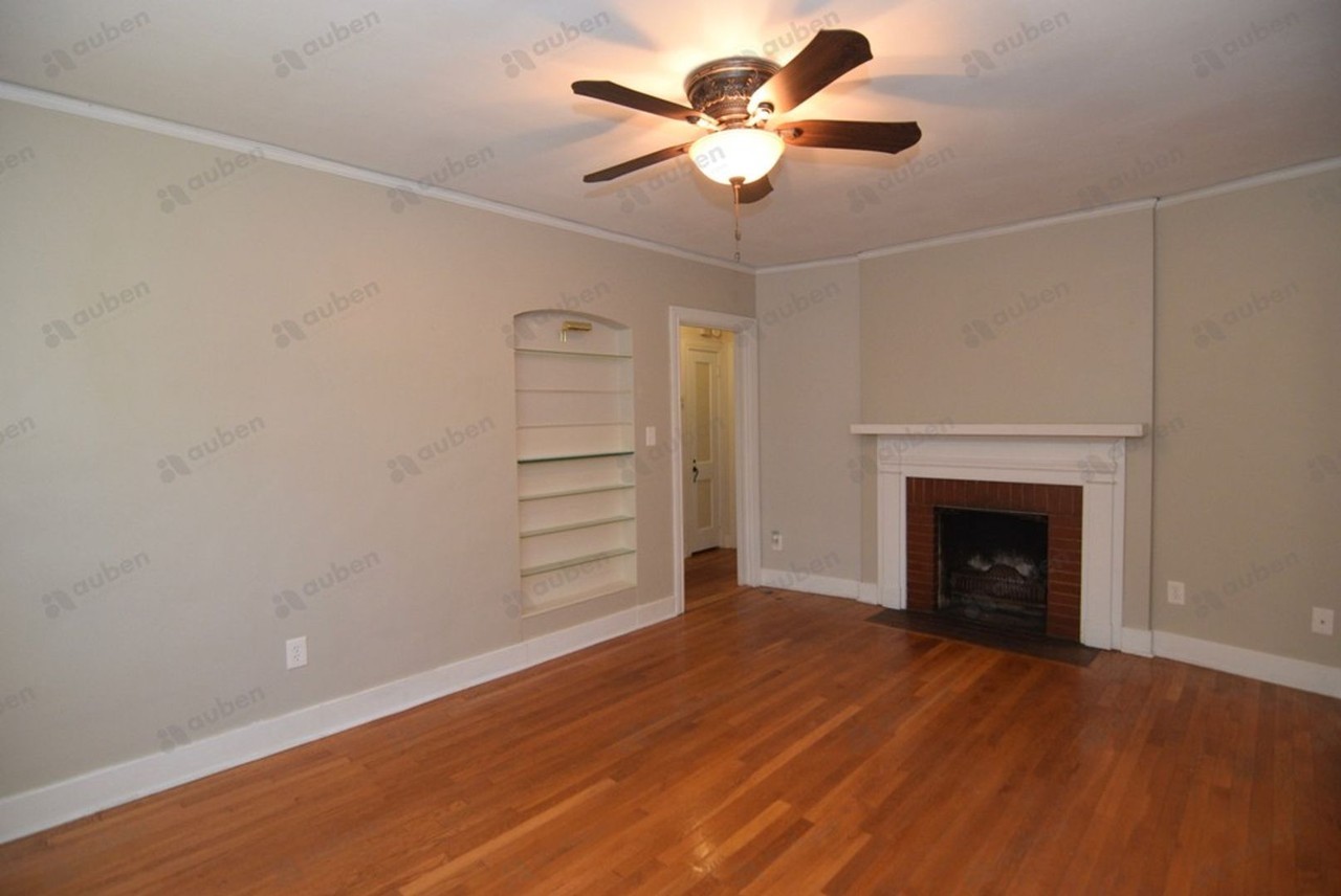 1717 Pennsylvania Ave - Photo 6 of 23
